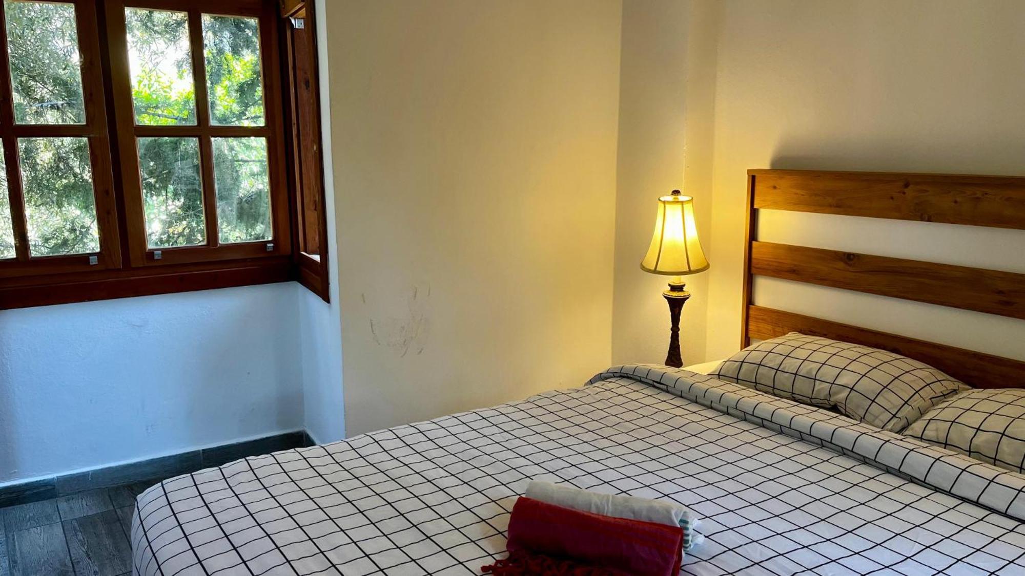 Kuyu Beergarden Hostel Antalya Luaran gambar